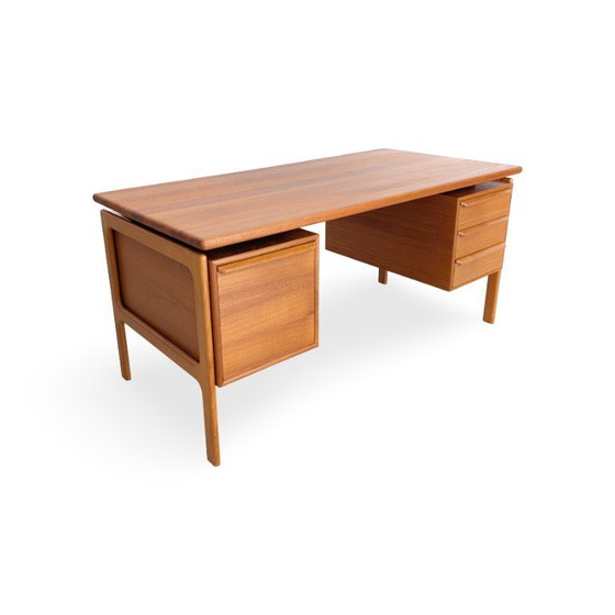 Image 1 of Scrivania originale della metà del secolo GV Møbler GV Gaasvig Teak