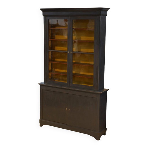 Grand buffet à deux corps noirs du 19ème siècle.