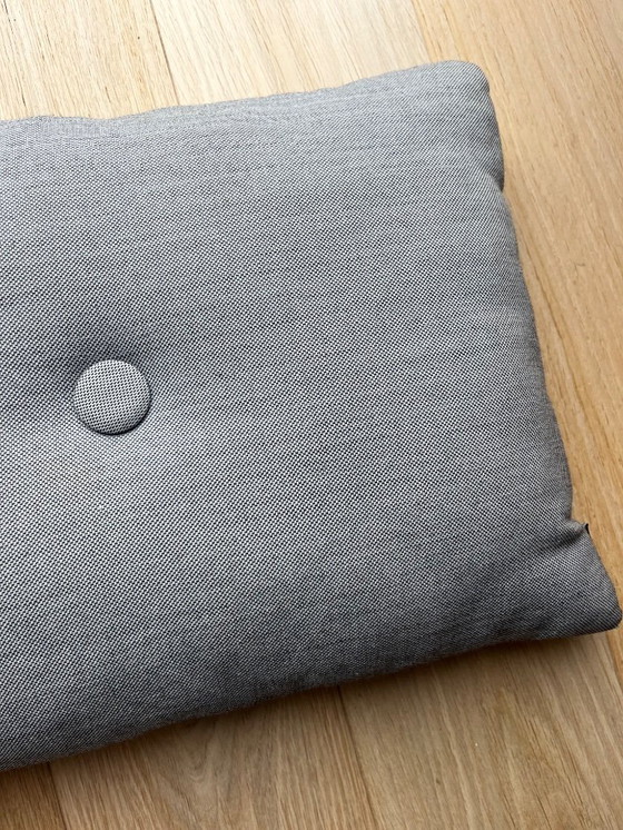 Image 1 of Cojín de puntos HAY