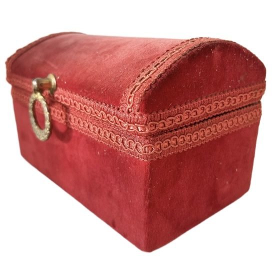 Image 1 of Boîte à bijoux ancienne bordeaux en velours rouge, boîte à bijoux française en velours rouge des années 1920