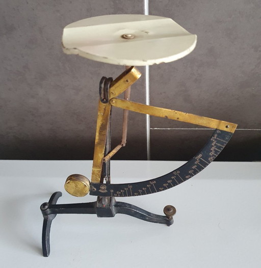 Règle graduée concave ancienne / Règle postale