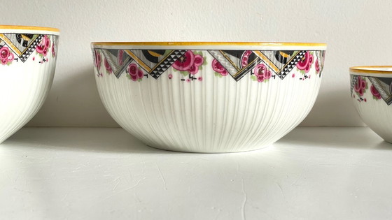 Image 1 of Insalatiere in porcellana MEHUN, decoro Art Déco