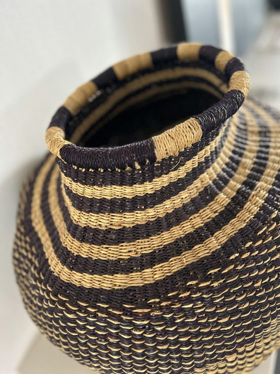 Image 1 of Handwoven basket / vase – from a cooperative in Africa