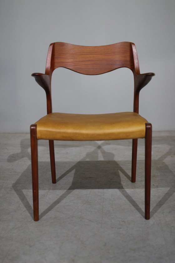 Image 1 of Fauteuil model 55 van Niels Otto Moller voor J. L. Mollers