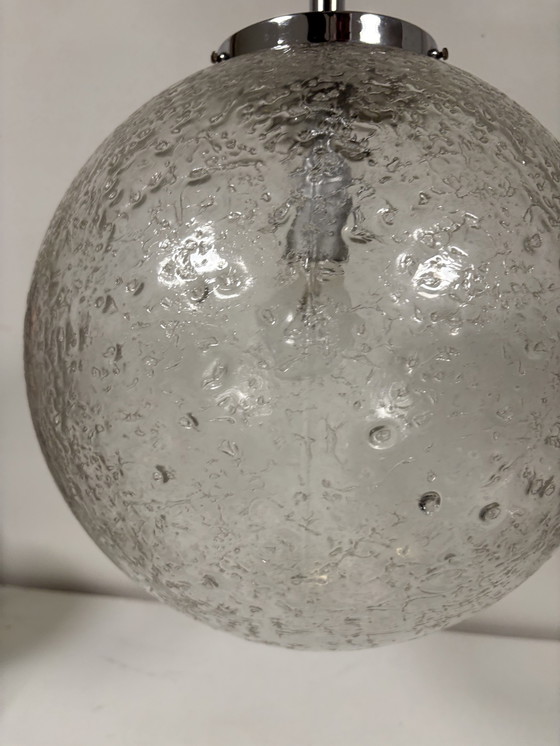 Image 1 of Lampada a sfera vintage in vetro ghiaccio di grandi dimensioni Hoffmeister, 30 cm