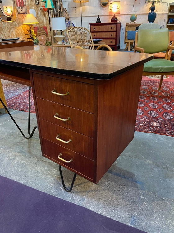 Image 1 of Bureau vintage années 1960