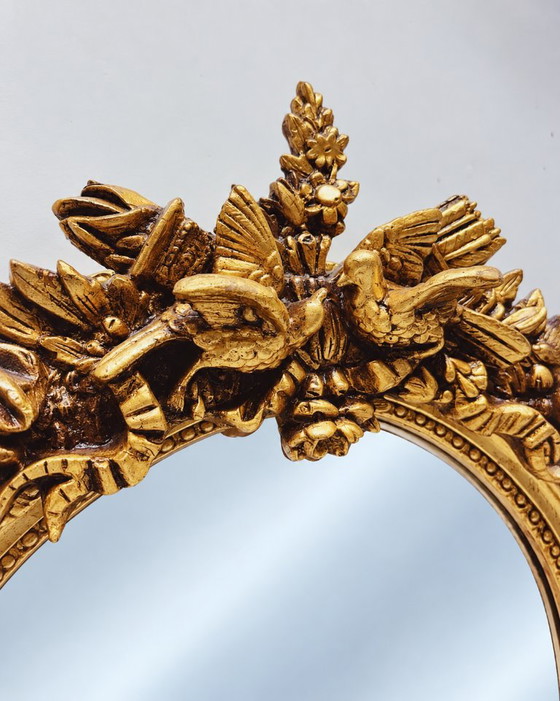 Large Golden Full-Length Mirror with Ornate Crest – Greensquare, Glass, Wood, Vintage (photo 4 of 10)