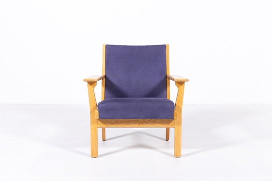 Image 1 of Poltrona di design scandinavo disegnata da Hans Wegner per Getama, Danimarca, anni '80.