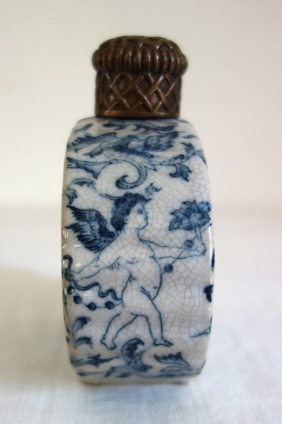 Porcelain vial, G & C Interiors Denmark – Decorative Objects (photo 4 of 9)