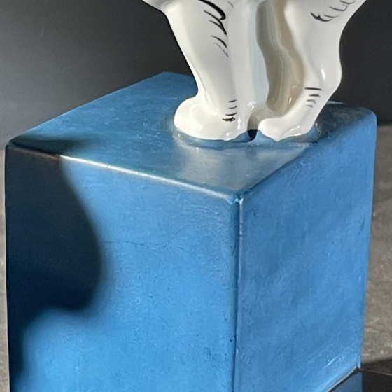 Fermacarte Art Déco Asimmetrici in Cromo Bianco Blu & Ceramica, Anni '30, Set di 2 – Oggetti decorativi (photo 3 of 17)