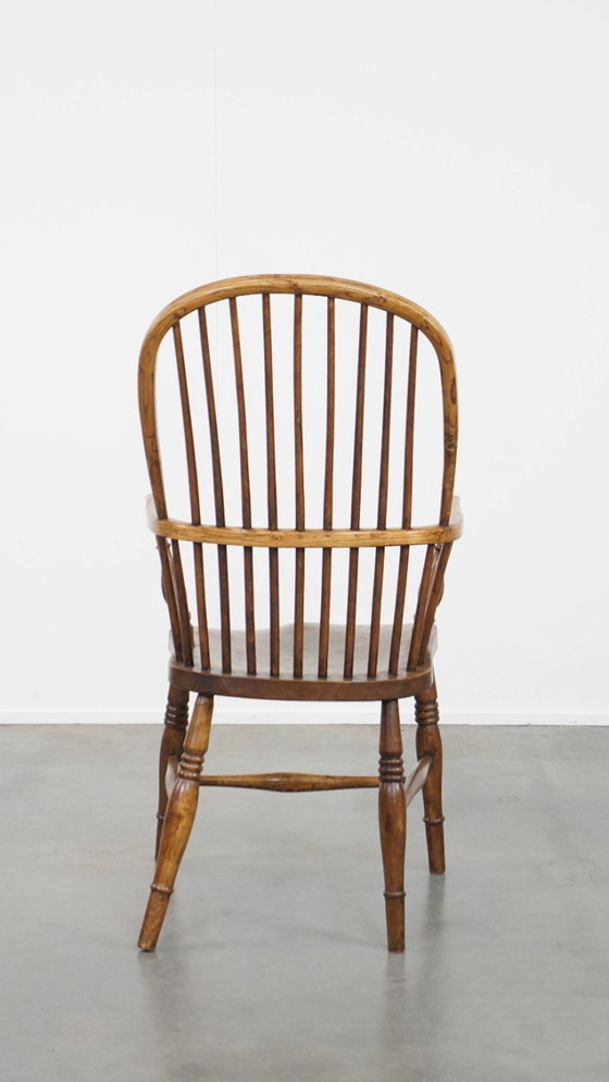 Image 1 of Antiker englischer Windsor-Stickback-Stuhl aus dem 19. Jahrhundert aus Ulmenholz