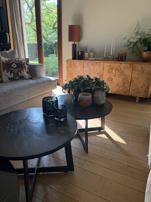Round marble coffee tables