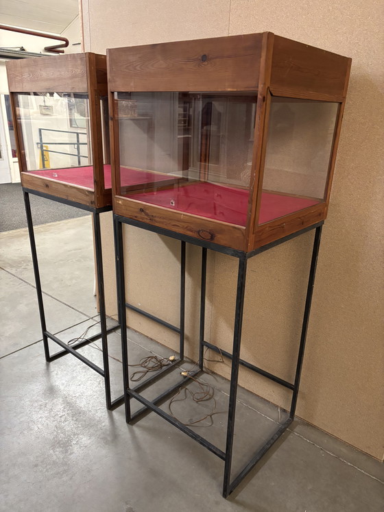 Image 1 of Vintage display cabinet / showcase / shop cabinet