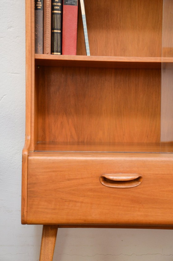 Image 1 of Vetrina vintage anni '60 in noce