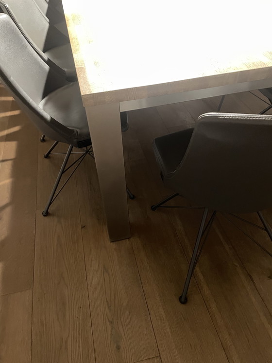 Image 1 of Beautiful kitchen table