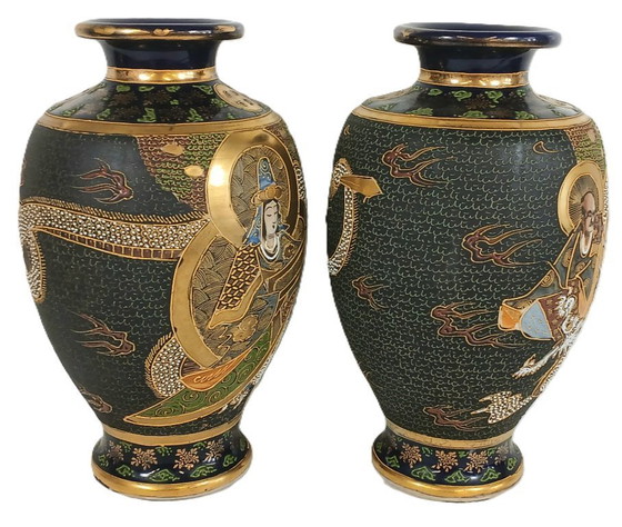 Image 1 of Paar Satsuma Meiji-Vasen, signiert Niiyama, 32 cm - mit offiziellem Wertgutachten.