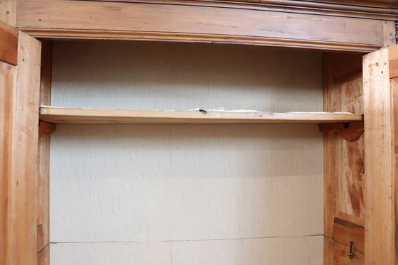 Image 1 of Antiker Kleiderschrank aus massivem Pappelholz, Italien Mid 19th Century
