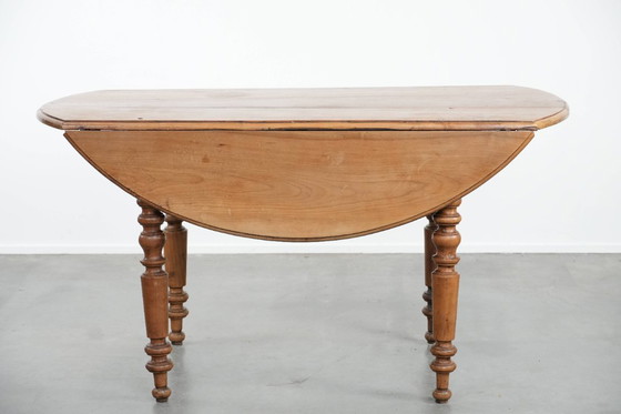 Image 1 of Antico tavolo da pranzo inglese con orecchie pendenti in noce