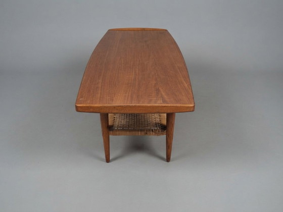 Table basse vintage en teck avec étagère en rotin tressé – Années 1960 – Tables basses, Wood (photo 4 of 7)
