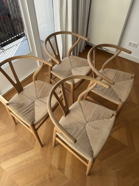 CARL HANSEN WISHBONE CH24 - SET DI 4 SEDIE DI DESIGN ORIGINALI – Carl Hansen & Søn, Sedie da pranzo, Legno (photo 3 of 9)