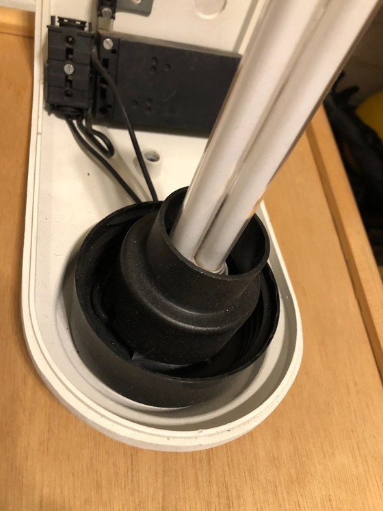 Image 1 of 2x Lampada da esterno Philips a sfera diametro 28 cm, sfere (trasparenti) su staffe da parete in metallo bianco