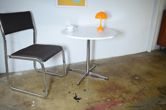 Image 1 of Table d'appoint ronde chromée style Space Age des années 1970