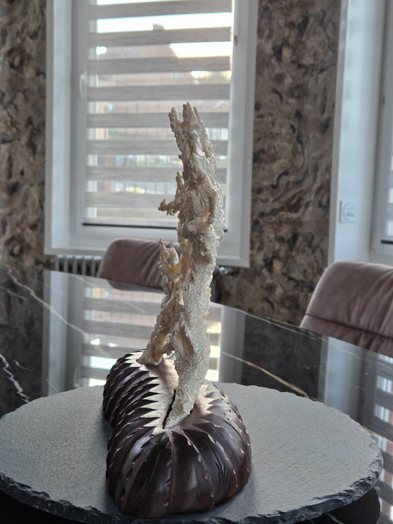 Image 1 of 20th century sculpted group in white coral (ref 4121)