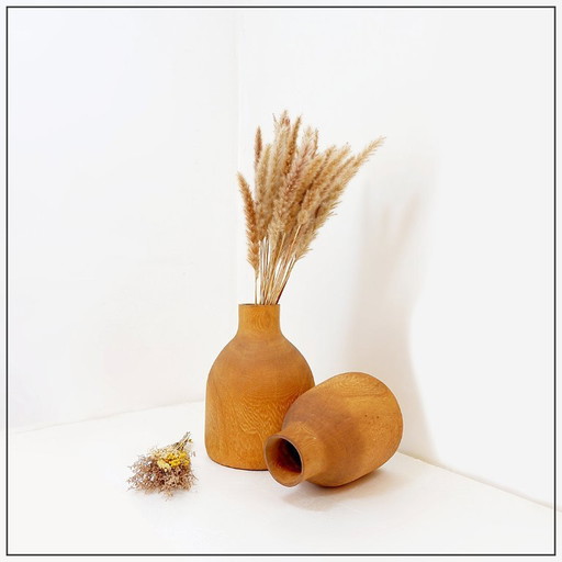 Pair of vintage decorative vases in paulownia wood