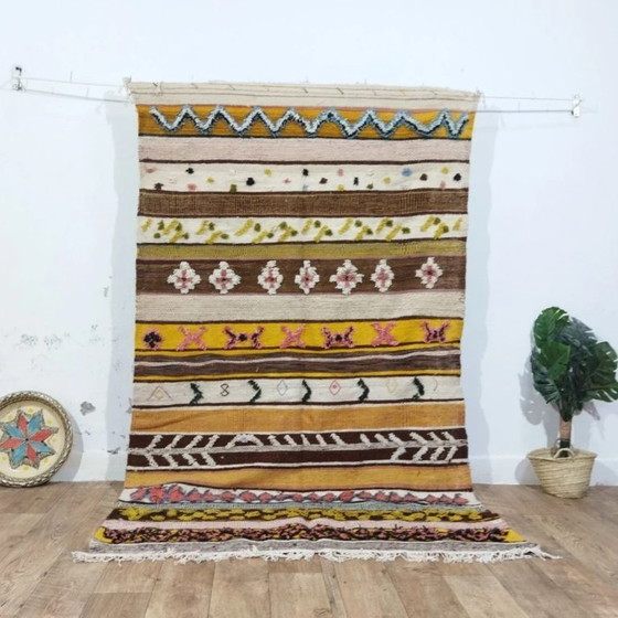 Image 1 of Traditional Art Berber Rug – 100% Wool Handwoven (242 × 147 cm)