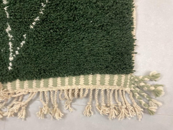 Image 1 of Green rug 400/300cm