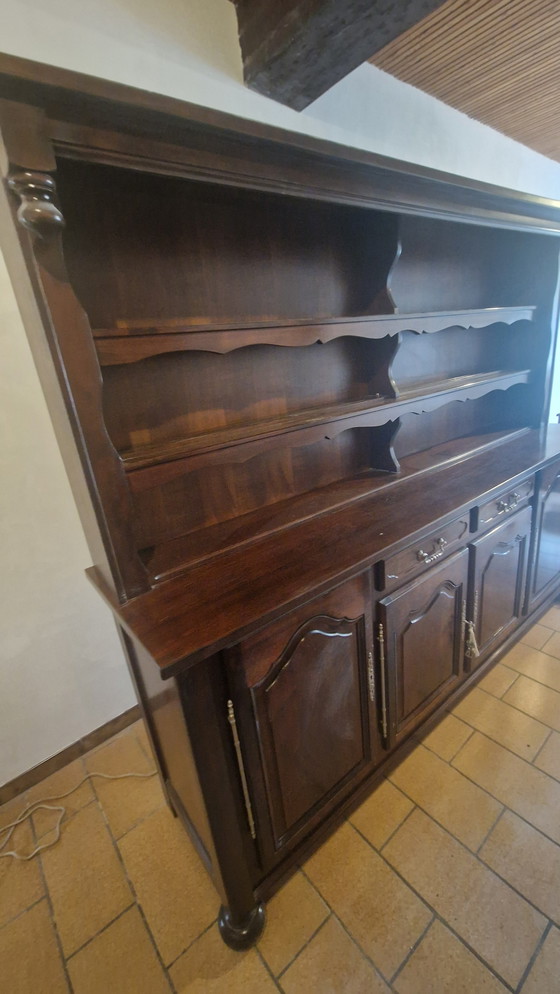 Image 1 of Buffet-vaissellier en bois massif 