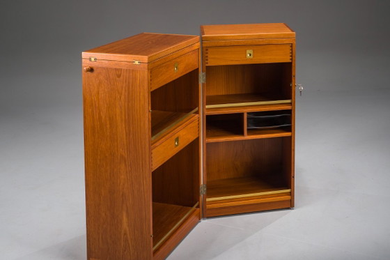 Vintage Teak Bar Cabinet by Reno Wahl Iversen for Dyrlund, Denmark, 1960s – Bar carts, Wood (photo 15 of 24)