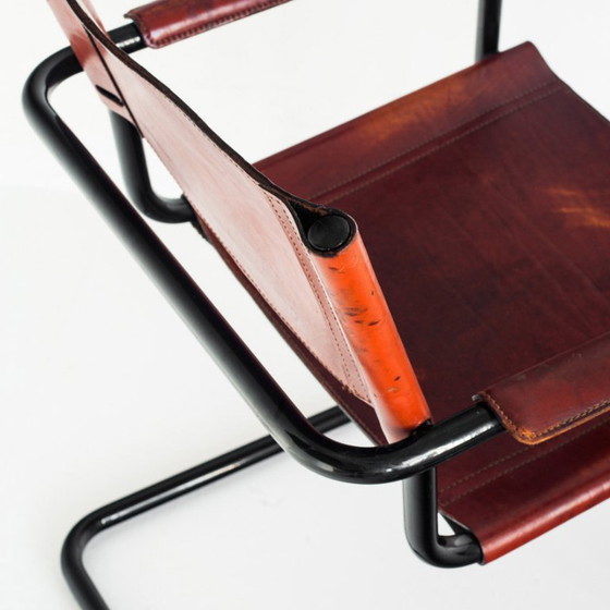 Silla voladiza modelo MG5 en edición de piel de Matteo Grassi. Italia, años 90. – Sillas de comedor, Iron (photo 10 of 15)