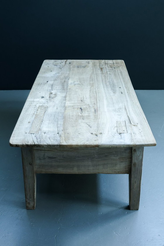 Image 1 of Coffee table Spanish Farm Table