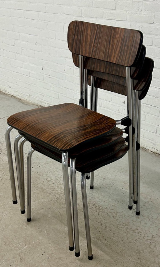 Image 1 of Table vintage en Formica avec chaises