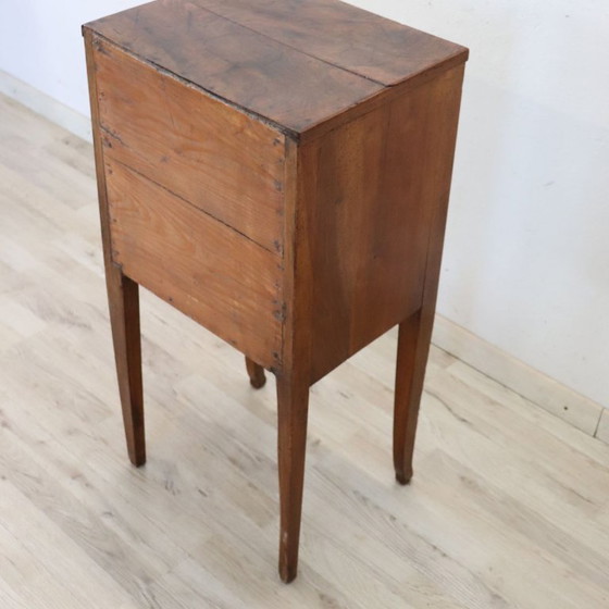 Antique bedside table in solid walnut, Italy late 18th century – Nightstands, Wood (photo 15 of 16)
