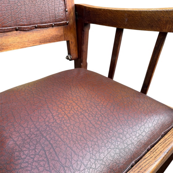 Image 1 of Vintage Kappersstoel ca.1910