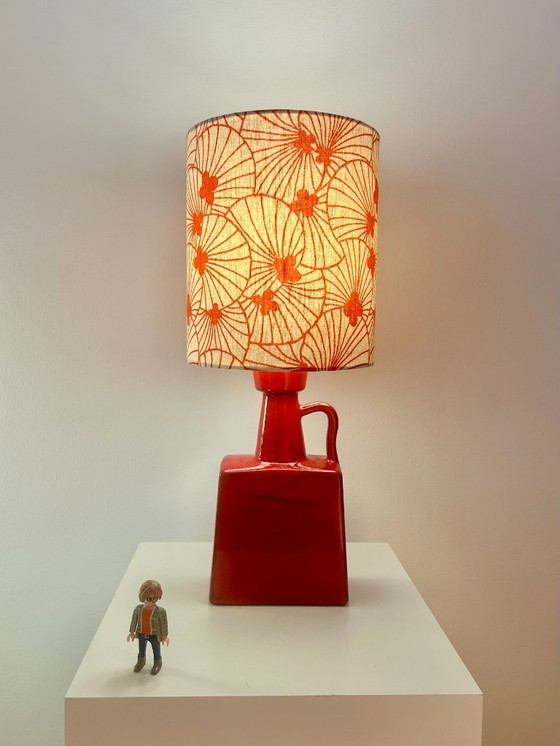 Image 1 of Außergewöhnliche Vasenlampe aus seltener Marei-Kaminvase – kabellose Akzentlampe mit japanischem Stoffschirm