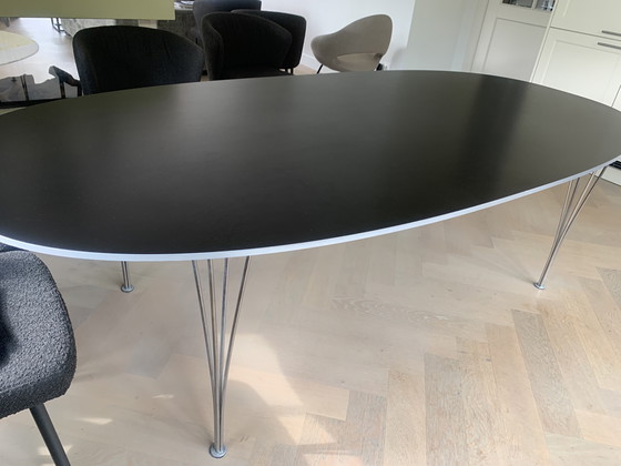 Image 1 of B614 superellipse table by Fritz Hansen 240x120