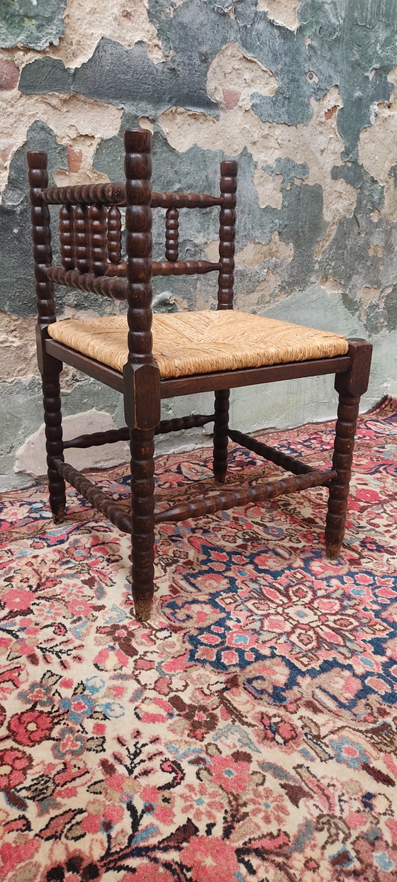 Image 1 of CLASSIC BOBBIN CORNER CHAIR