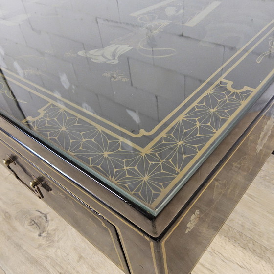 Image 1 of Tavolino da caffè cinese d'epoca / Tavolino da caffè orientale (mobili laccati) Chinoiserie / scena tradizionale