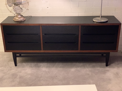 Mid-century modern dressoir