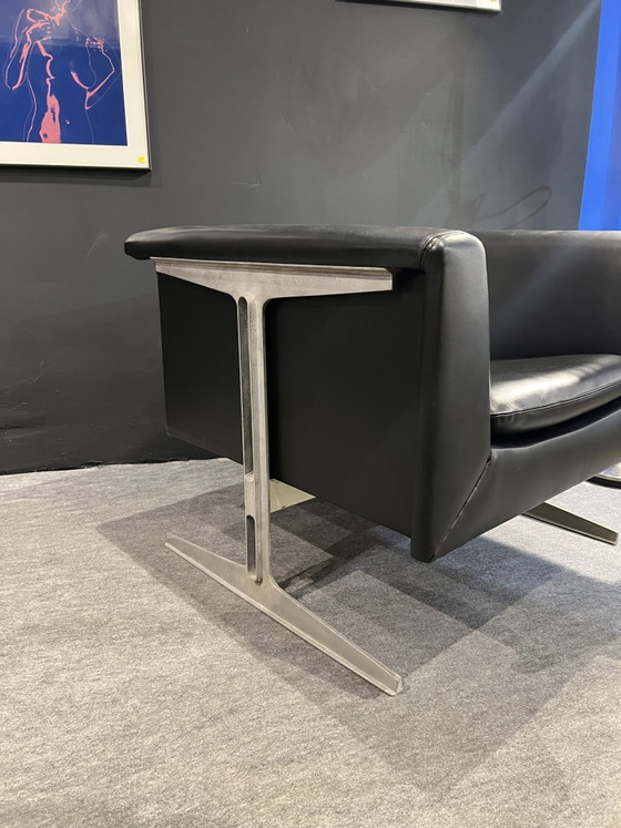 Image 1 of fauteuil geoffrey harcourt