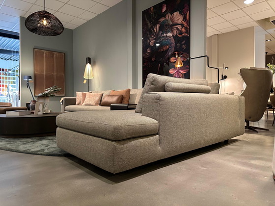 Image 1 of Diseño en stock Modelo de sala de exposición Sofá esquinero Vilaz + Hocker