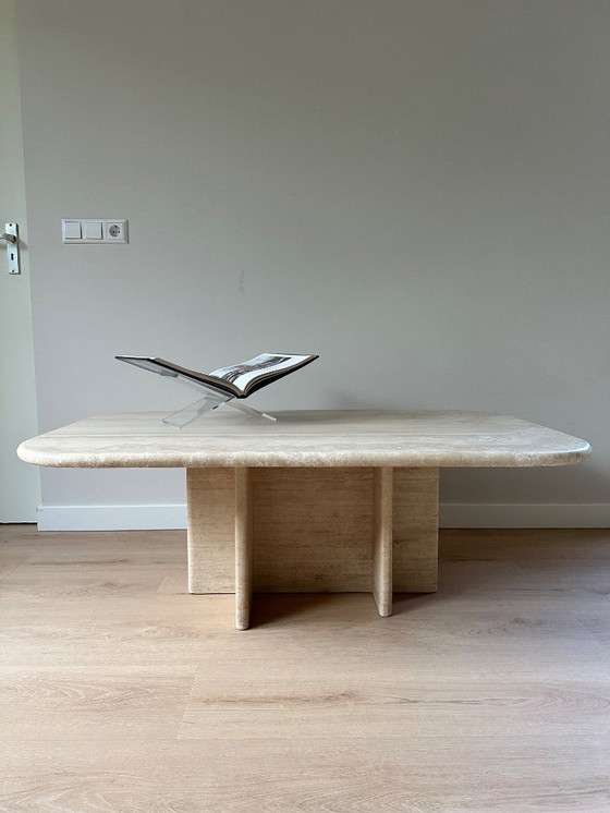 Image 1 of Top staat- Prachtige grote travertin salontafel – zeldzaam én indrukwekkend