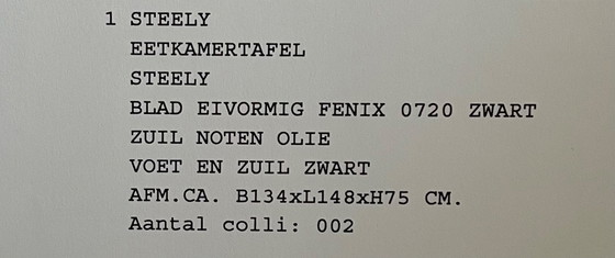 Image 1 of Table de salle à manger compacte avec plateau en matière organique (vue chez VT wonen)
