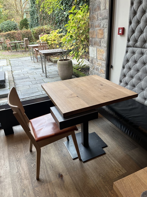 Tafel, geoliede eik, 75x75 cm