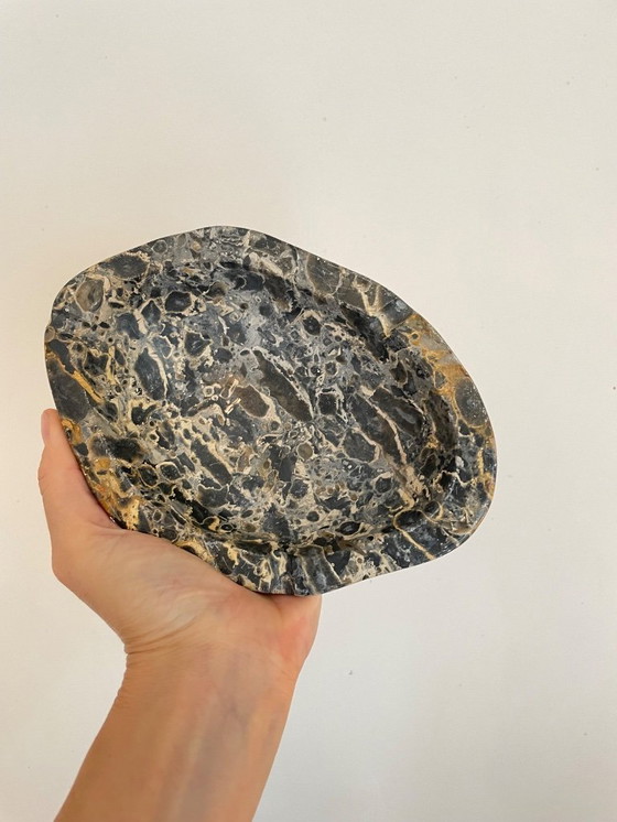 Image 1 of Bandeja de mármol macizo de mediados de siglo