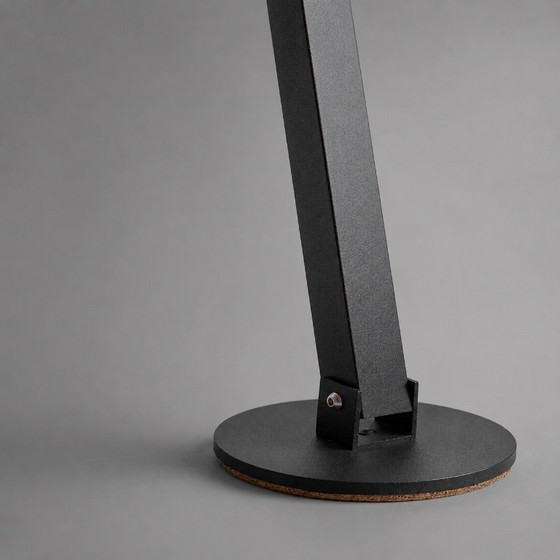 Gica Contra 195 Lampada da terra Nera – Cristofaroluce, Lampade da terra, Aluminium (photo 8 of 12)
