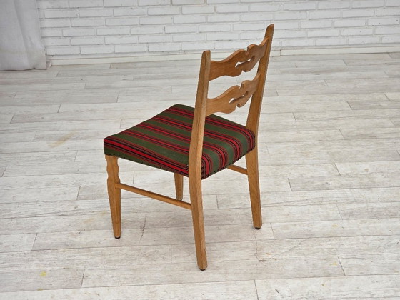 Image 1 of Set van 2 Deense eetkamerstoelen uit de jaren 70, meubelwol, massief eikenhout
